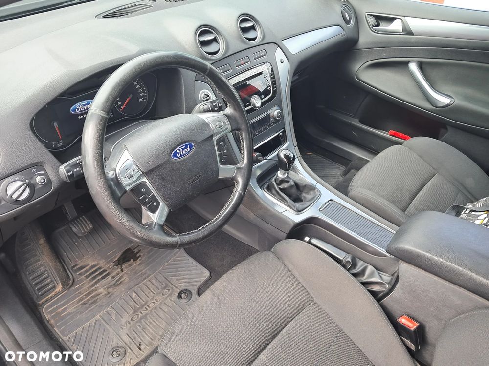 Ford Mondeo 1.6 T Titanium - 16