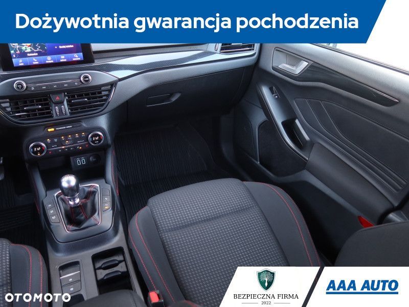 Ford Focus - 10
