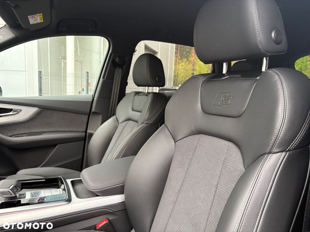 Audi Q7 - 10