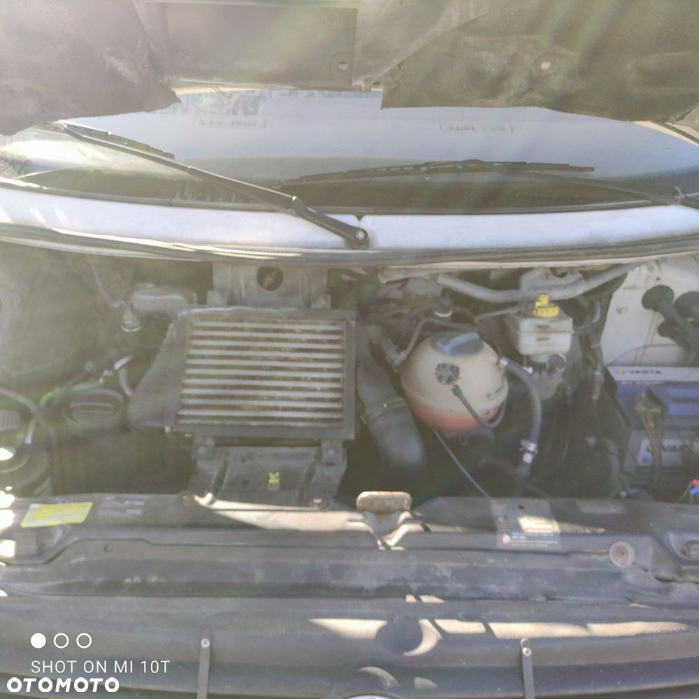 Volkswagen Transporter - 20