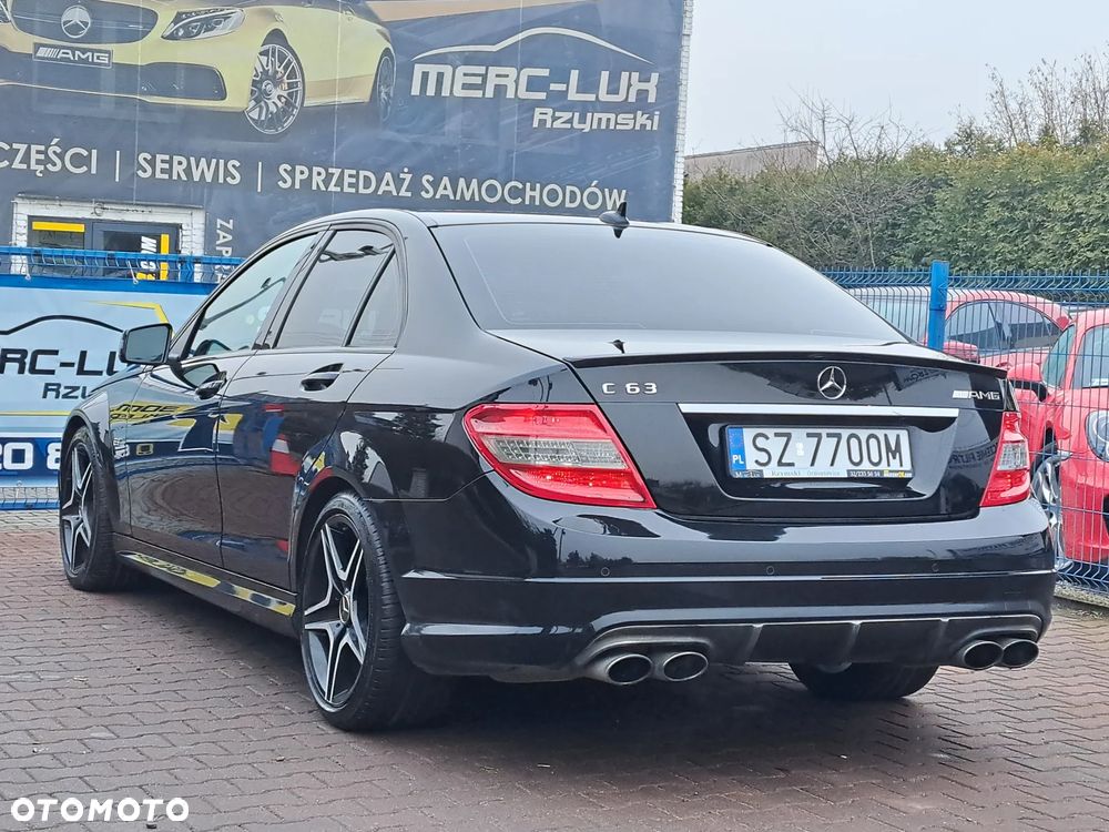 Mercedes-Benz Klasa C 63 AMG 7G-TRONIC - 3