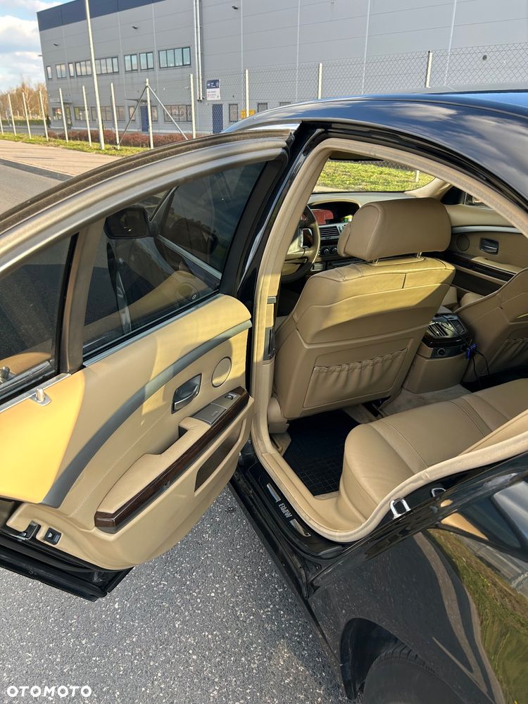 BMW Seria 7 730d L - 21