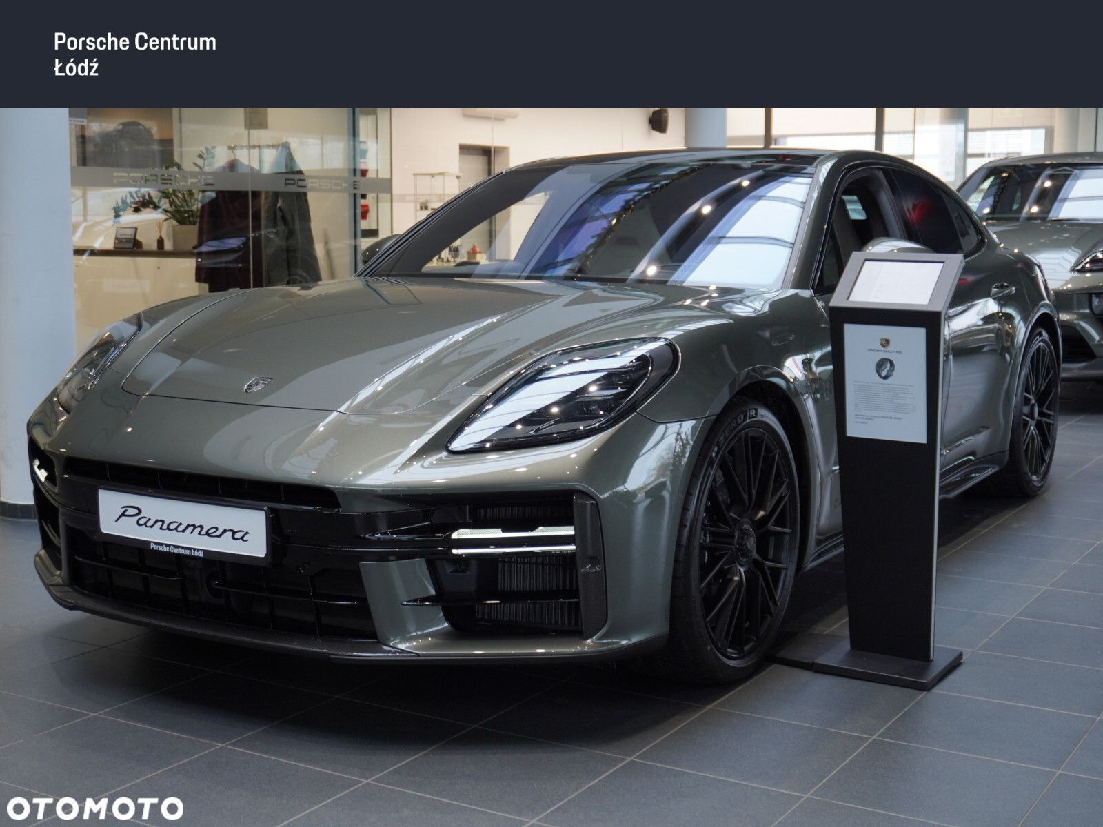 Porsche Panamera - 1