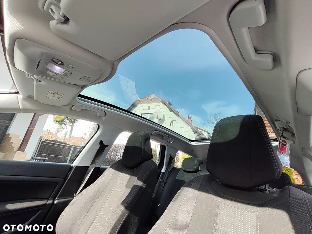 Peugeot 308 BlueHDi 150 Automatik Stop & Start Allure - 24