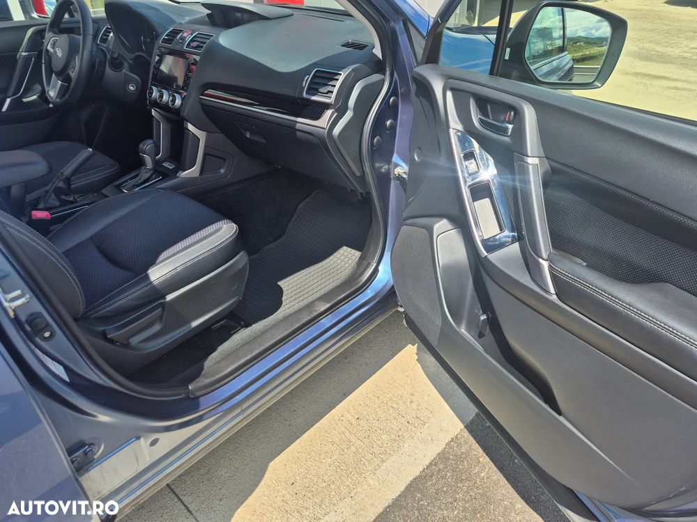 Subaru Forester 2.0D CVT Exclusive - 9