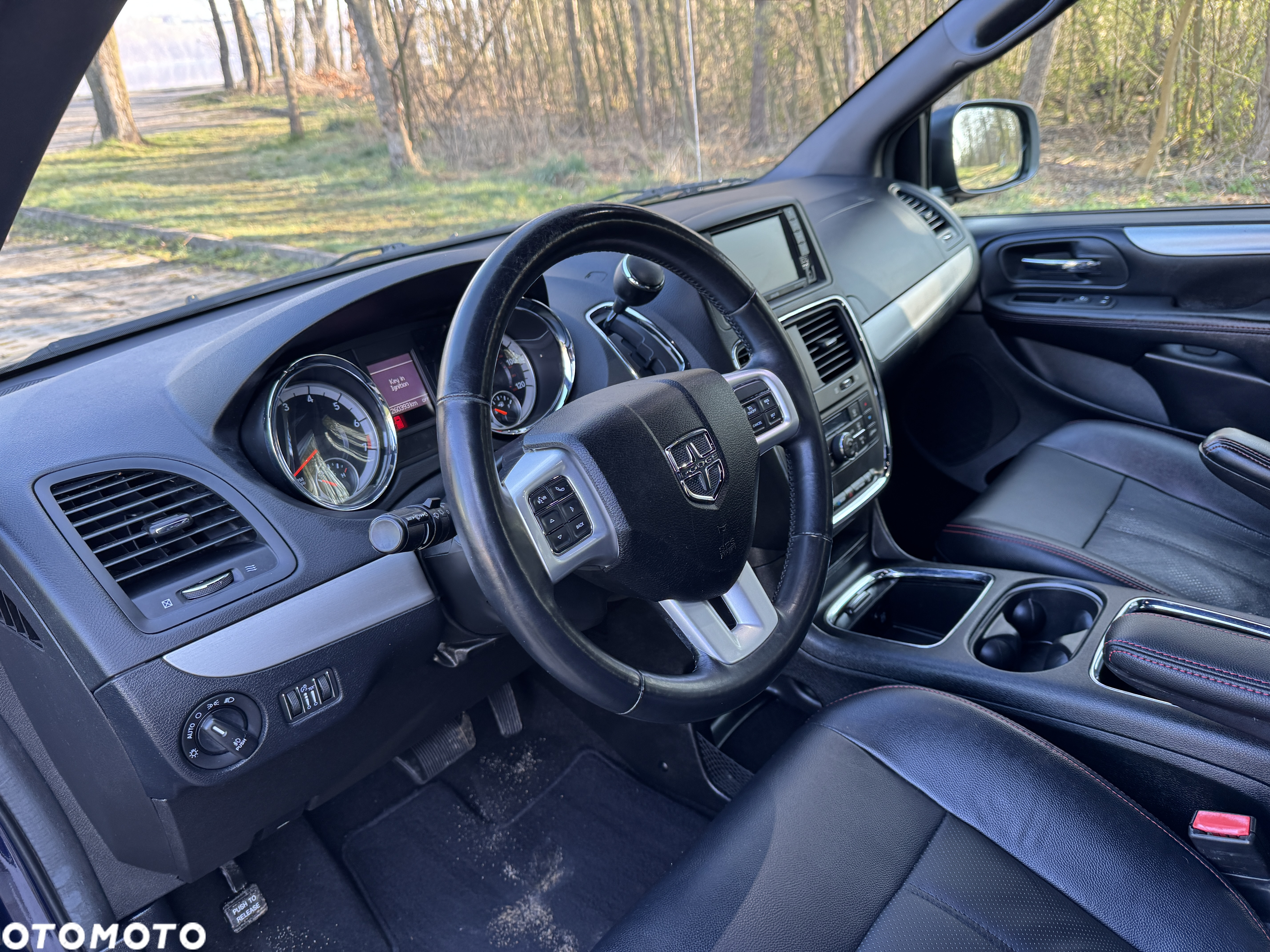 Dodge Grand Caravan 3.6 R/T - 28