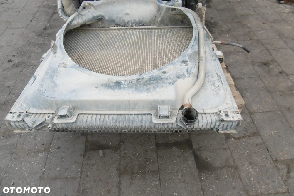 Chłodnica wody Man TGA TGS intercooler - 1