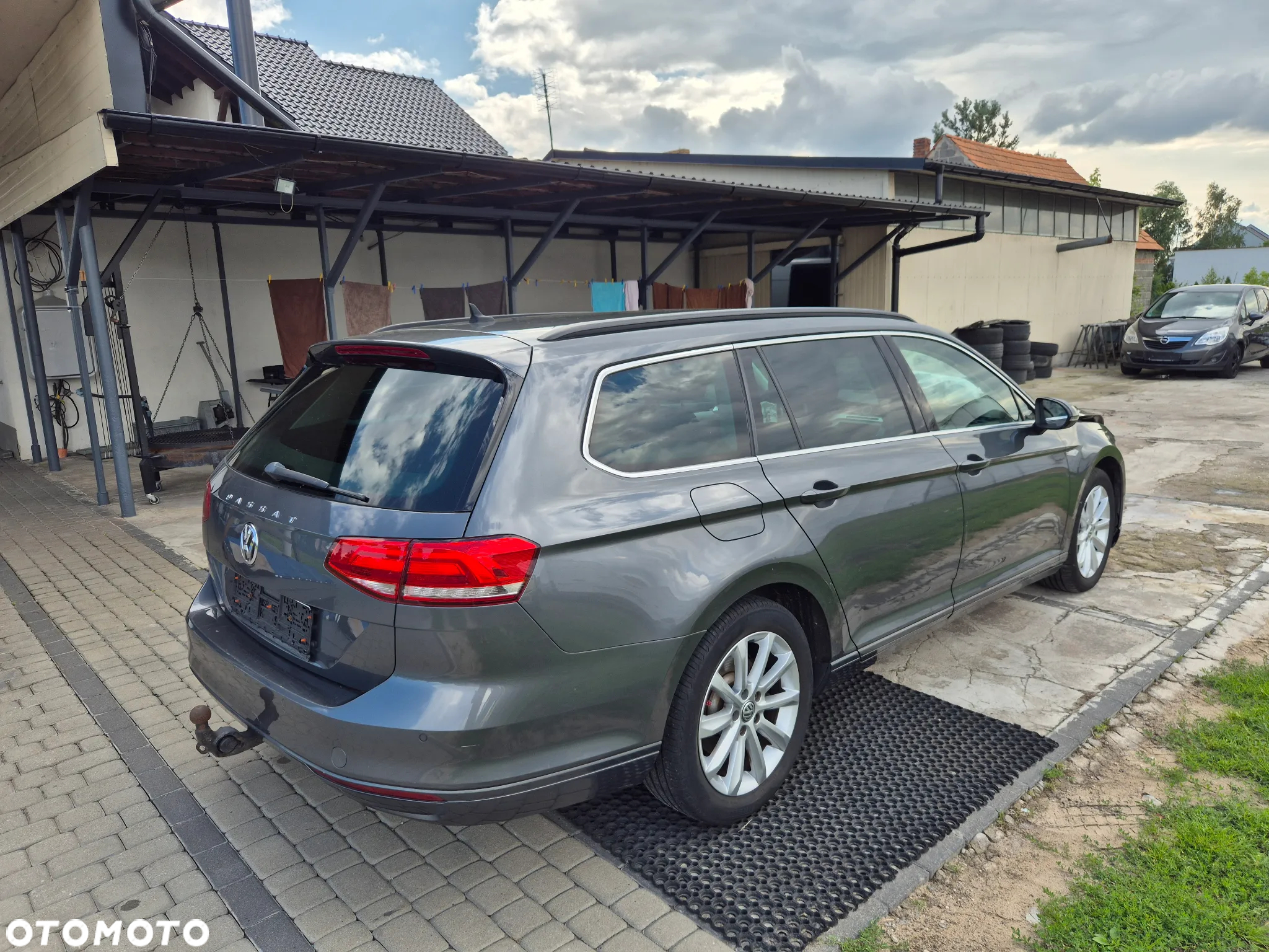Volkswagen Passat - 15