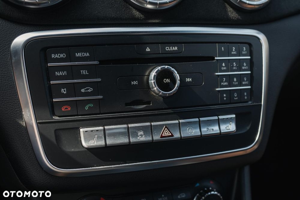 Mercedes-Benz CLA AMG 45 4-Matic - 25