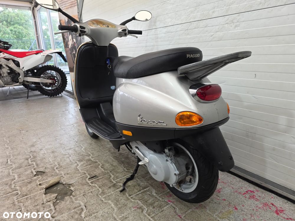 Piaggio Vespa - 11