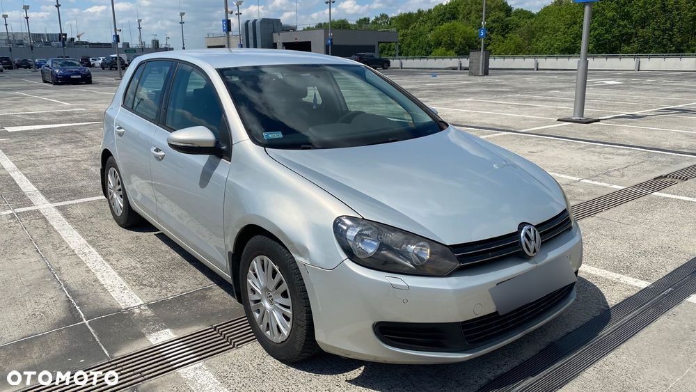 Volkswagen Golf - 4