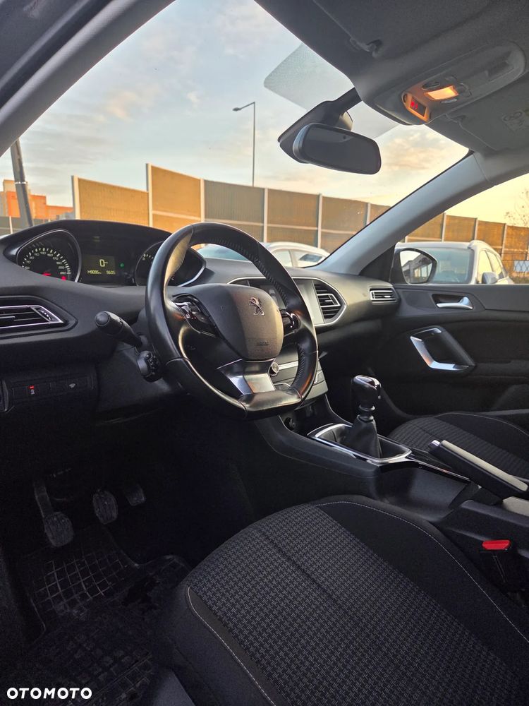 Peugeot 308 1.5 BlueHDi Active S&S - 17