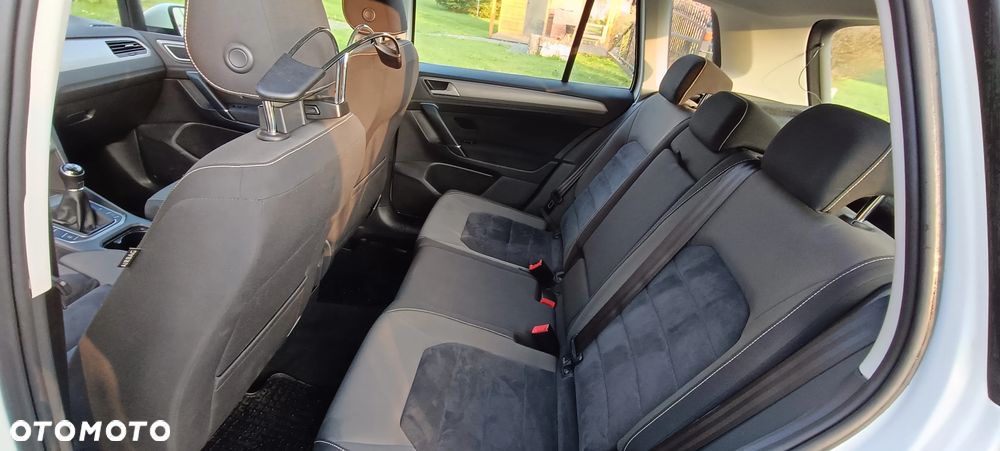 Volkswagen Golf Sportsvan 1.4 TSI (BlueMotion Technology) Highline - 25