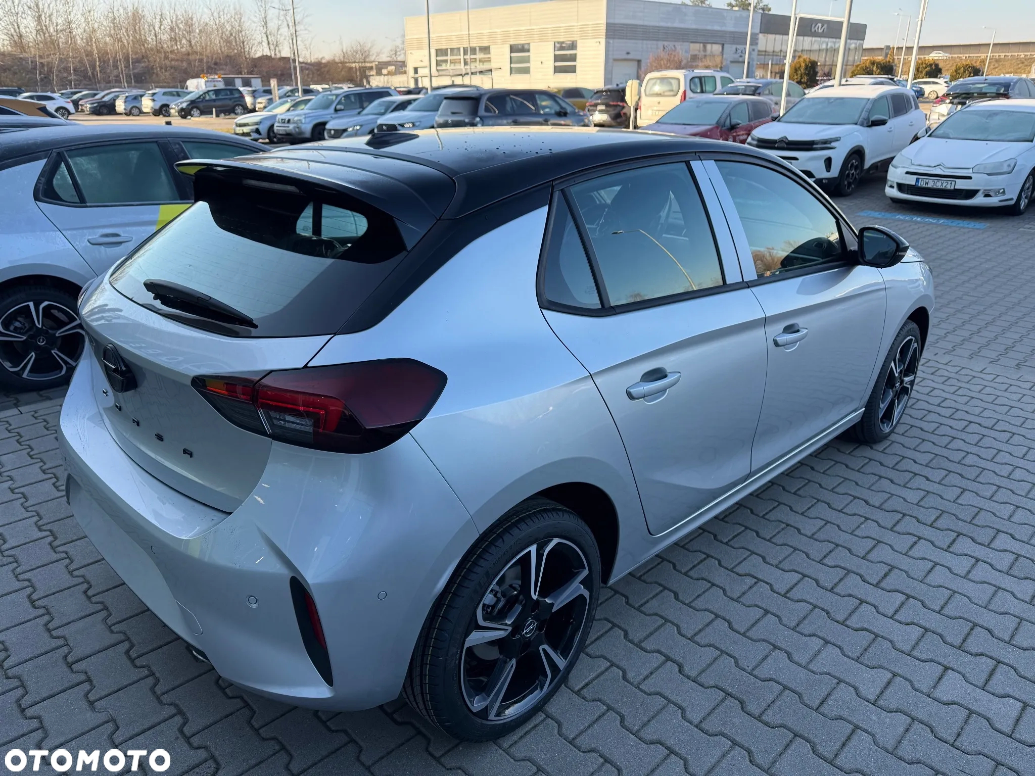 Opel Corsa 1.2 GS S&S - 4
