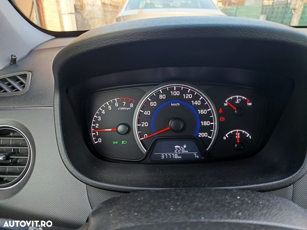 Hyundai i10 1.0 l 67 CP Comfort - 2