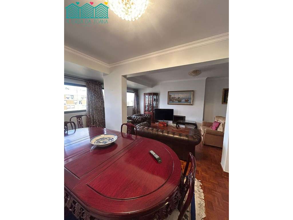 Apartamento T3 +1 com lugar de garagem em Loures - Grande imagem: 4/12