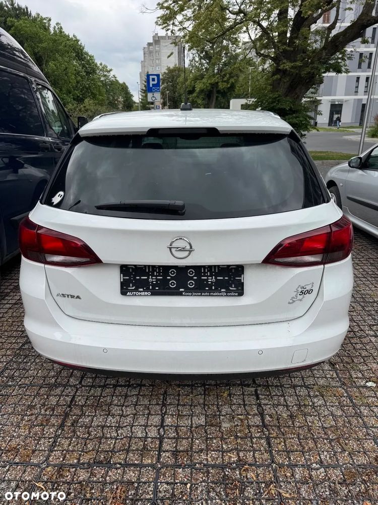 Opel Astra 1.2 T Elegance S&S - 3