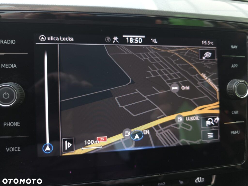 Volkswagen Passat 2.0 TDI EVO Business - 32