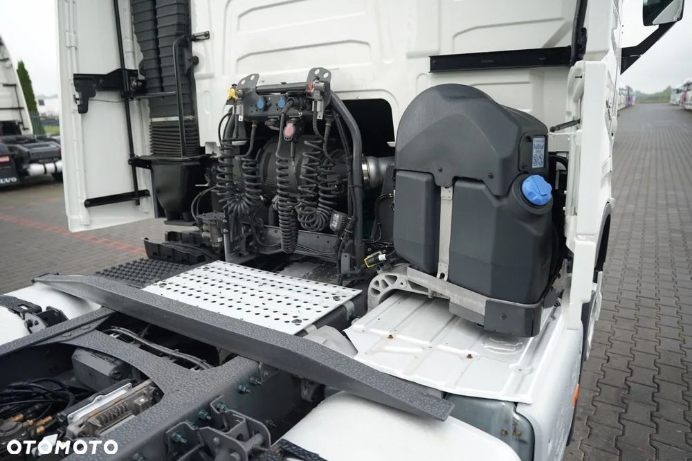 Volvo FH 500 / XXL / LOWDECK / MEGA / KLIMA POSTOJOWA / I-SHIFT / I- SAVE / - 18