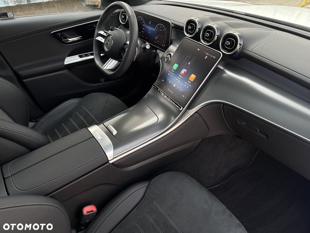 Mercedes-Benz GLC - 28