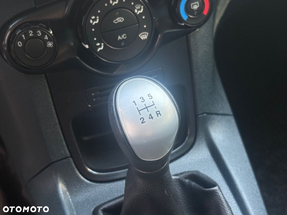Ford Fiesta 1.25 Ambiente - 12