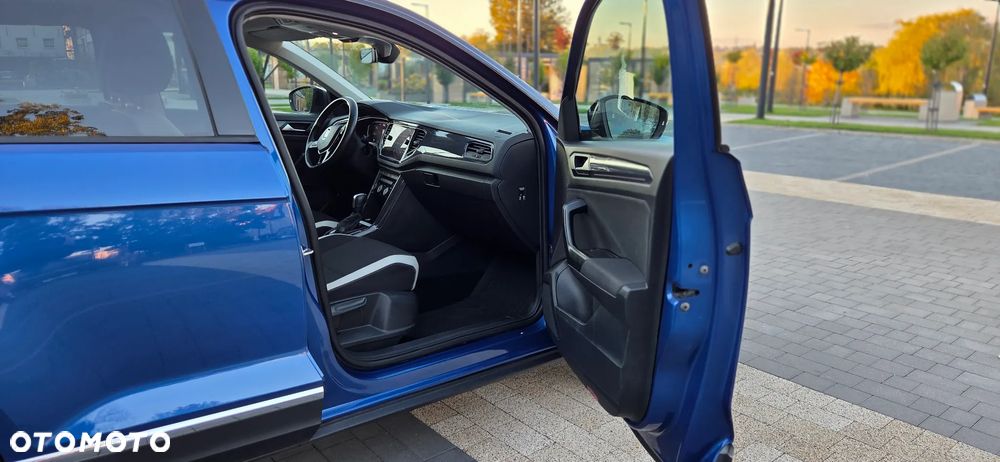 Volkswagen T-Roc - 16
