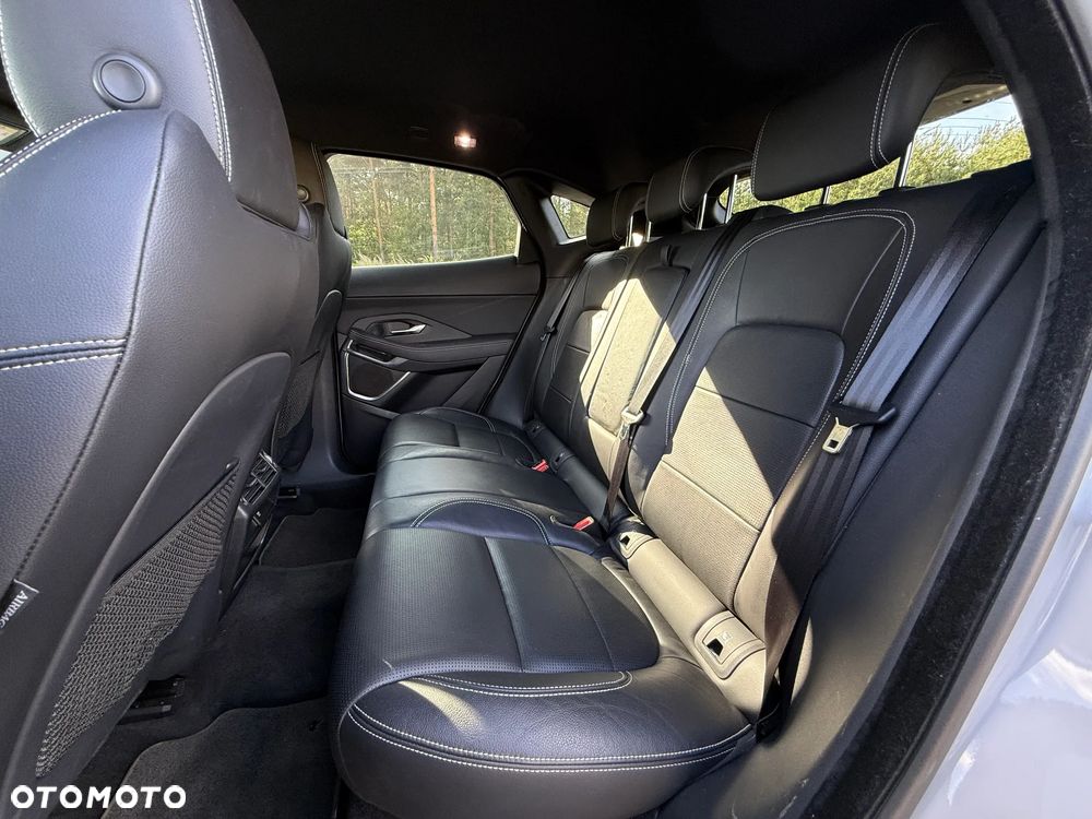 Jaguar E-Pace D150 AWD R-Dynamic - 11