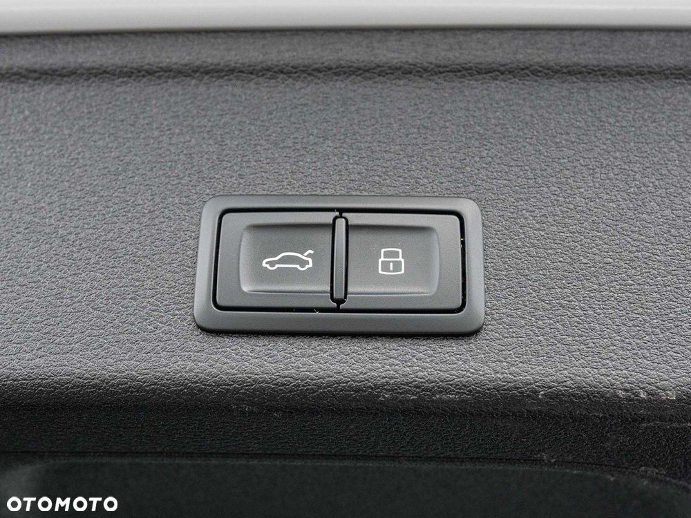 Audi A4 Avant 35 TFSI mHEV S tronic - 30
