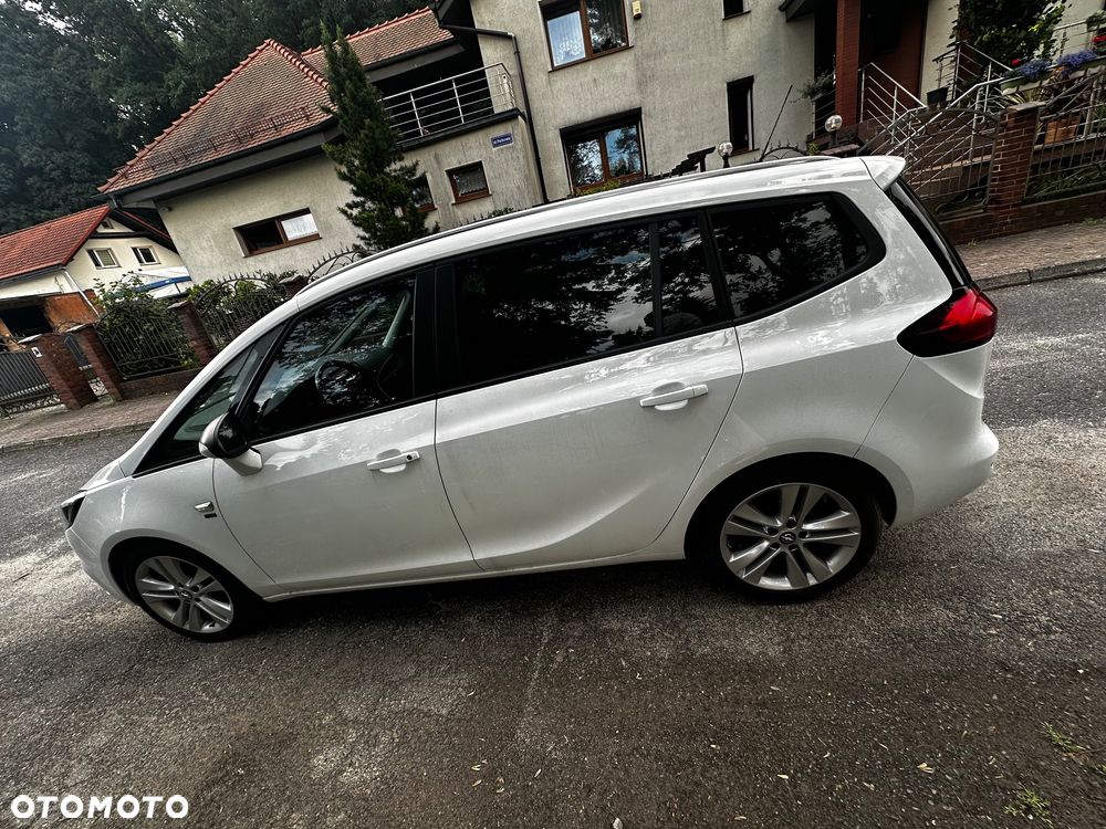 Opel Zafira 2.0 D (CDTI ecoFLEX) Start/Stop Business Innovation - 12