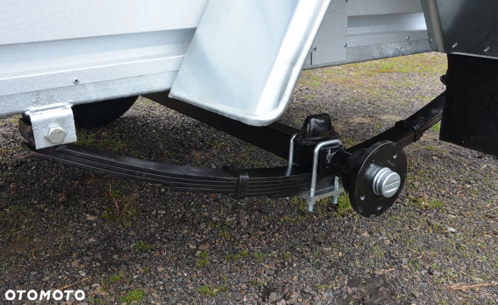 Rydwan przyczepa jednoosiowa na resorach na kat. „B”, - 34
