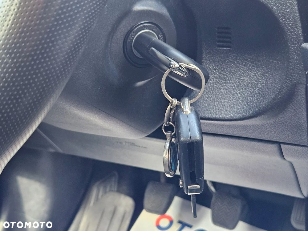 Toyota Corolla 1.33 Active EU6 - 32