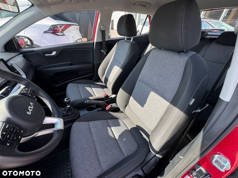 Kia Stonic 1.2 M - 11