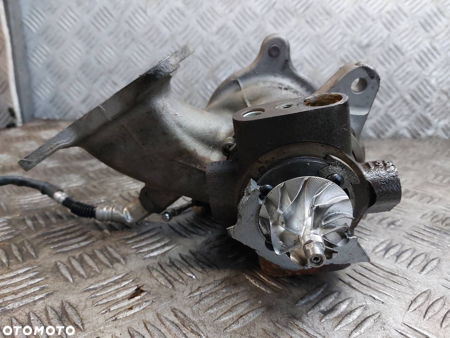 TURBOSPRĘŻARKA TURBINA USZKODZONA AUDI A5 8T 1.8 TFSI - 5