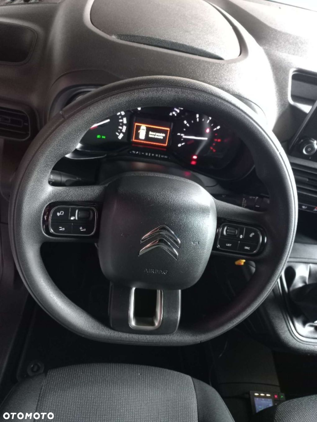 Citroën BERLINGO - 16