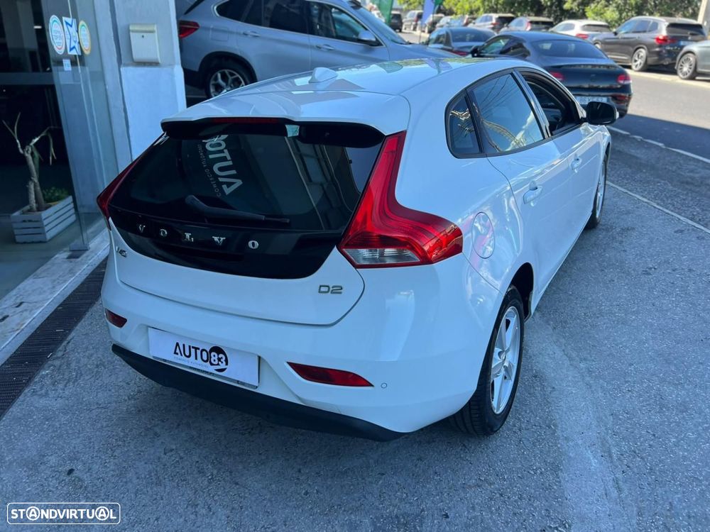 Volvo V40 2.0 D2 Kinetic - 4