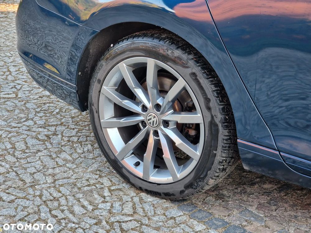 Volkswagen Passat 2.0 TDI SCR DSG Business - 13