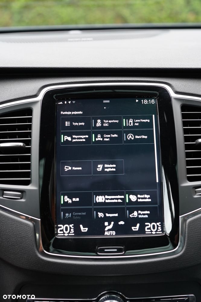 Volvo XC 90 - 20