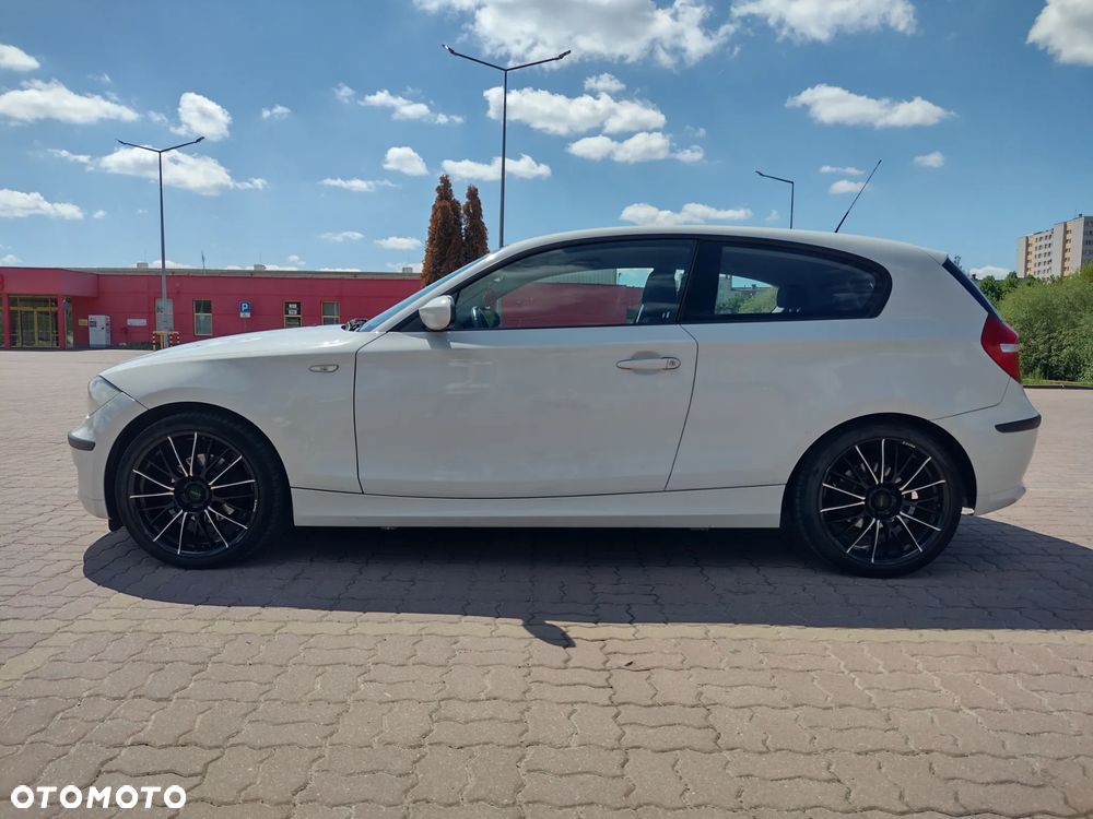 BMW Seria 1 116i - 4