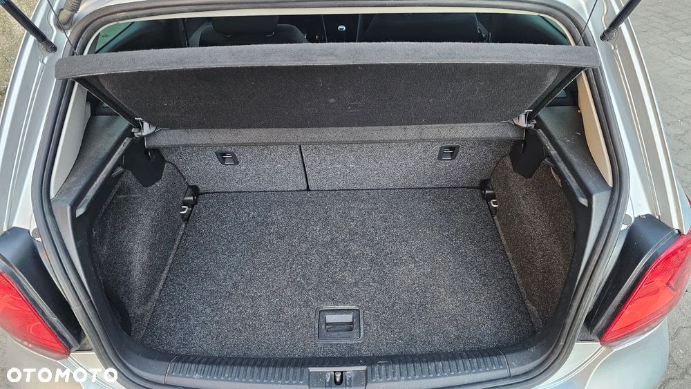 Volkswagen Polo - 19