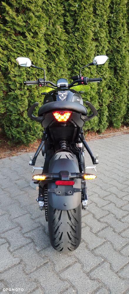 Triumph Trident - 14