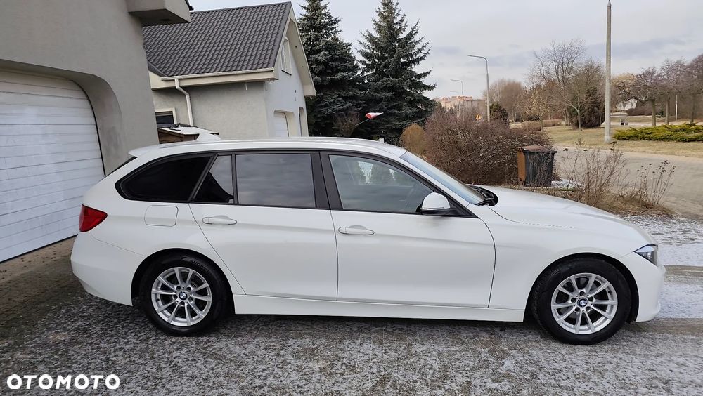 BMW Seria 3 - 24
