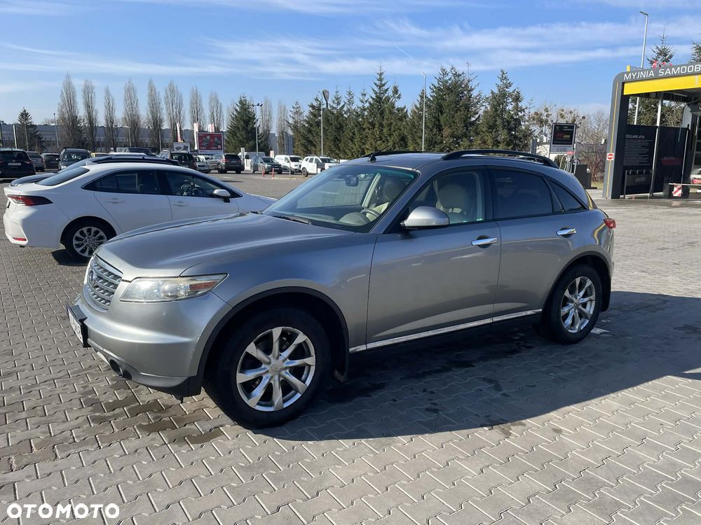 Infiniti FX - 3