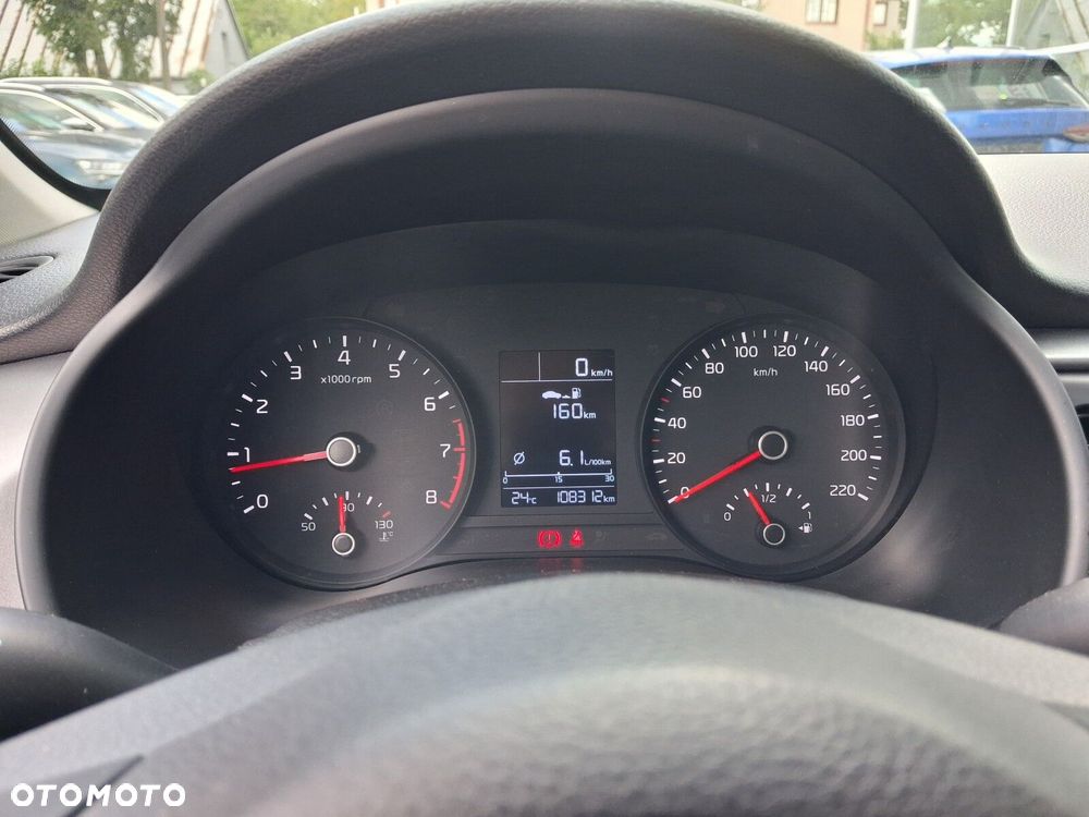 Kia Rio - 18