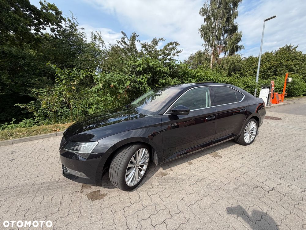 Skoda Superb 2.0 TDI Style DSG - 3