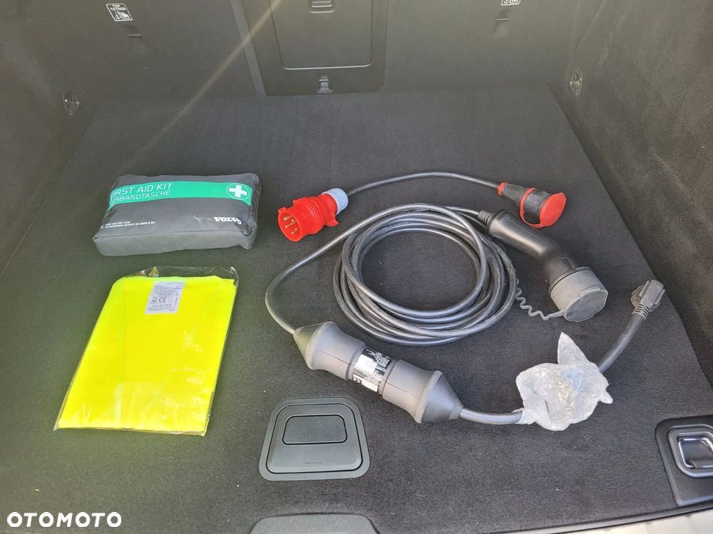 Volvo XC 60 T6 AWD Recharge Geartronic RDesign - 38