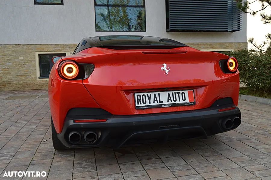 Ferrari Portofino - 7