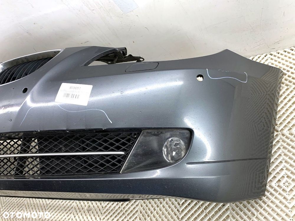 ZDERZAK PRZÓD  BMW 5 Touring (E61) 2004 - 2010 520 d 120 kW [163 KM] olej napędowy 2005 - 2010 A68 - 7