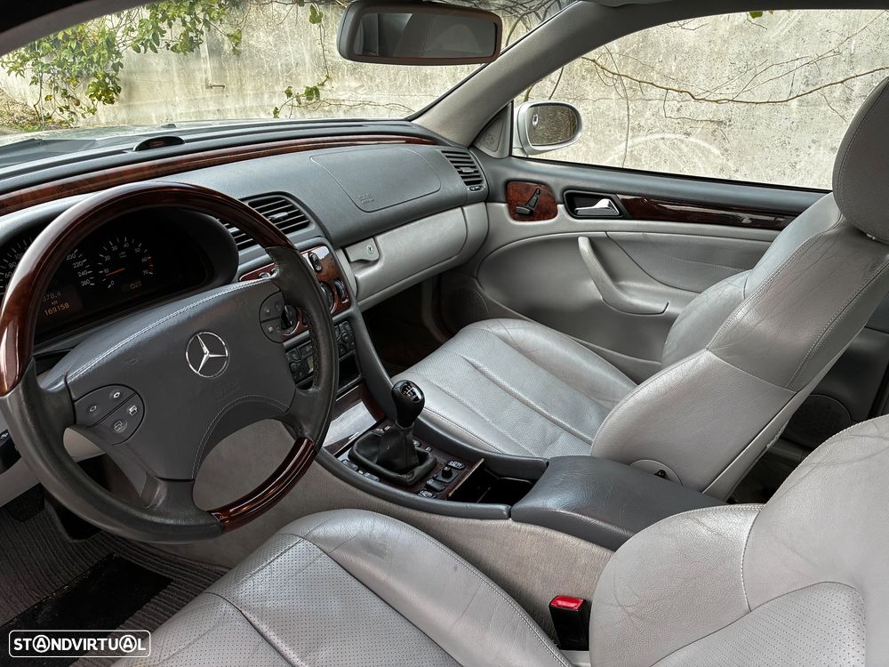 Mercedes-Benz CLK 200 - 2