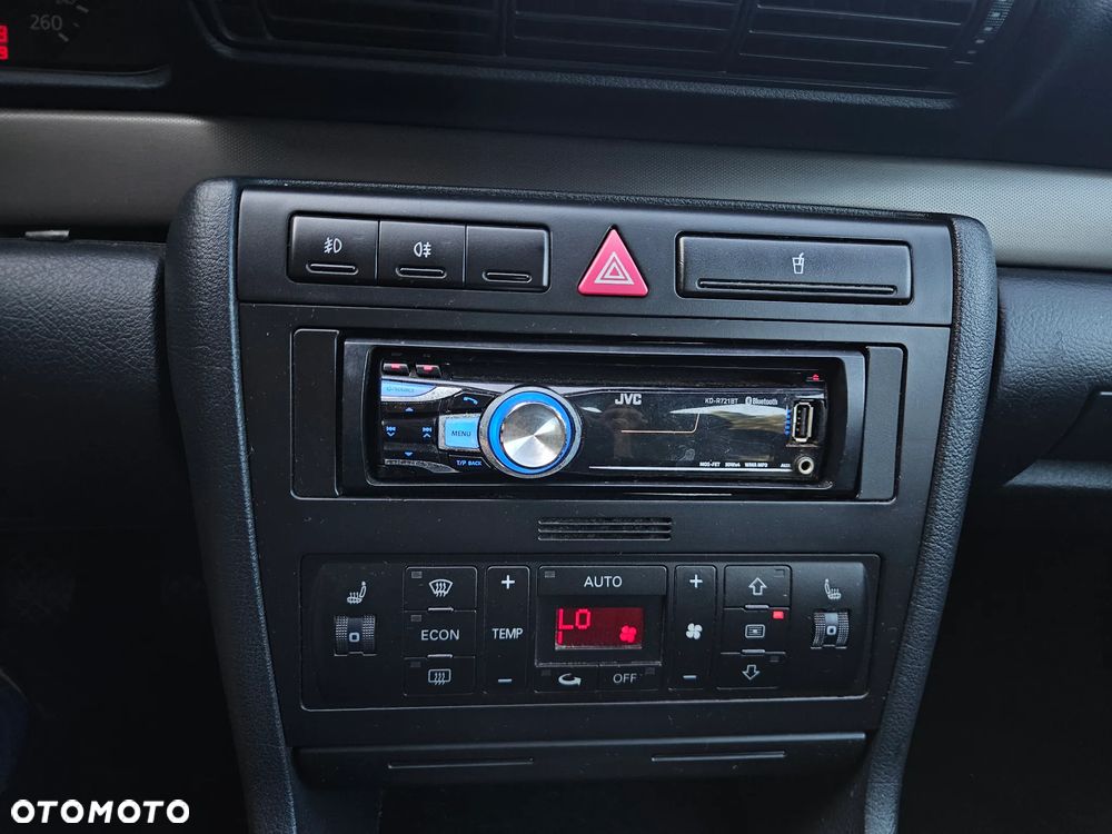 Audi A4 Avant - 19