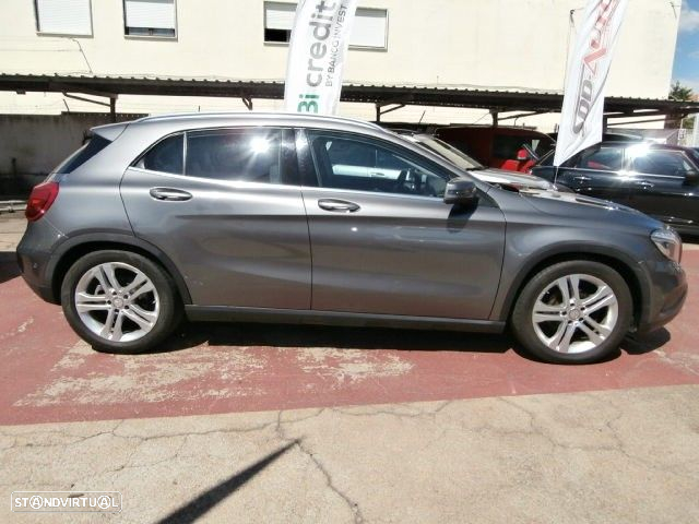 Mercedes-Benz GLA 180 CDi Style - 4